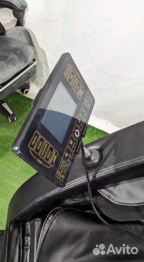 Массажное кресло