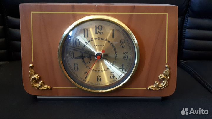 Часы электронные настольные СССР