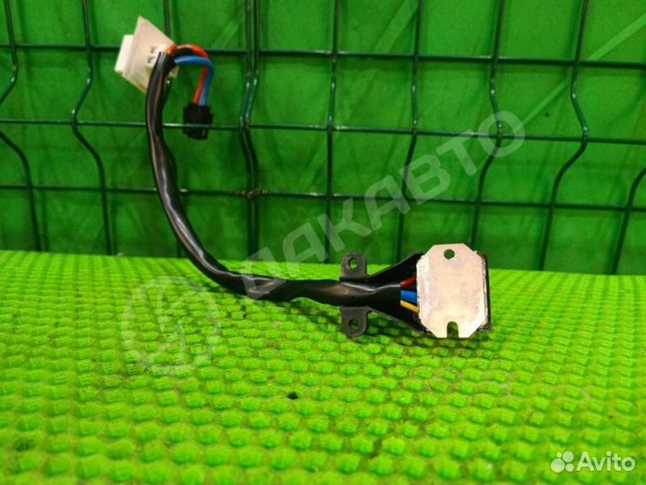 Реле отопителя Mercedes-Benz E W210