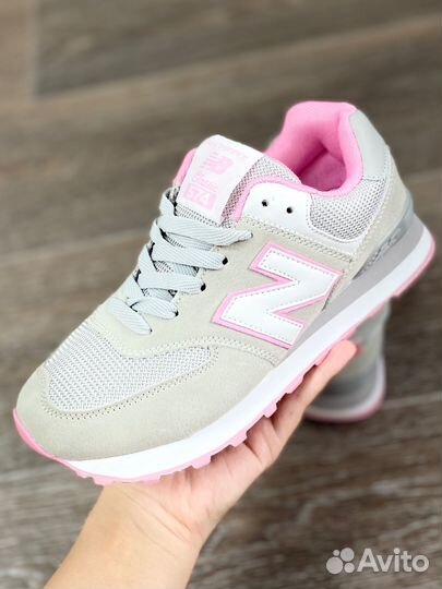 Кроссовки женские new balance