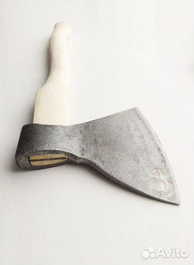 Топор для рубки мяса. Топор мясника