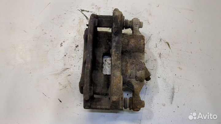 Суппорт правый передний Ford Transit 2014