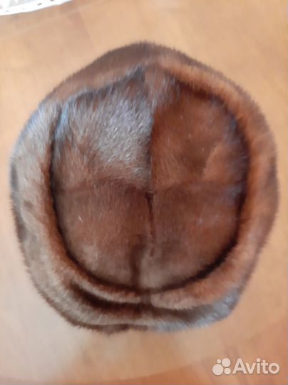 Головные уборы женские зимние