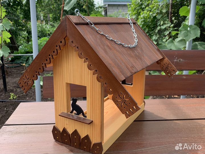 Кормушка для птиц