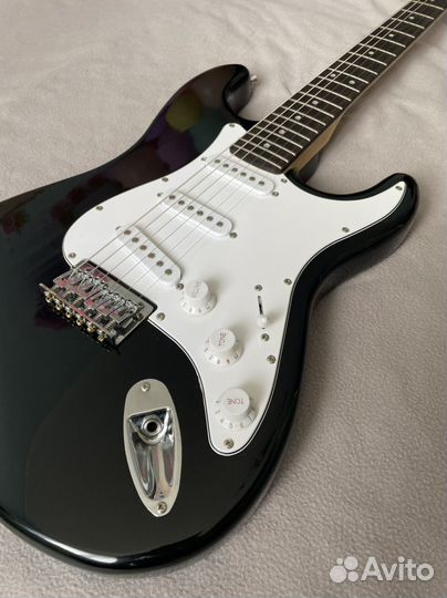 Электрогитара Fender Squier + комбик
