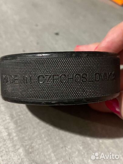 Шайба хоккейная бу