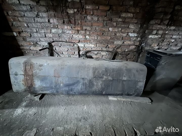 Топливный бак на камаз