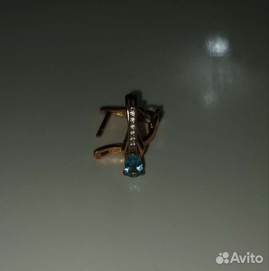 Золотые серьги 585 пробы с топазами