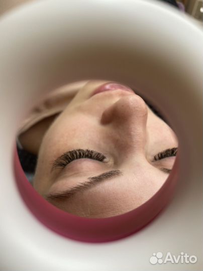 Наращивание ресниц быстро. Брови
