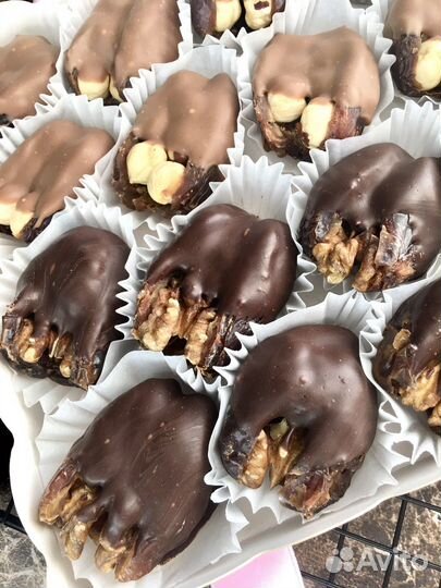 Финики королевские в шоколаде