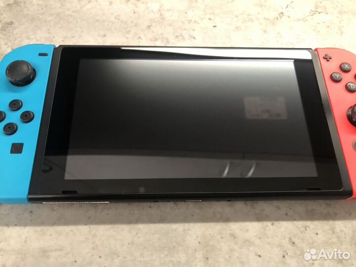 Nintendo Switch rev.2 + MHR + Pro Controller