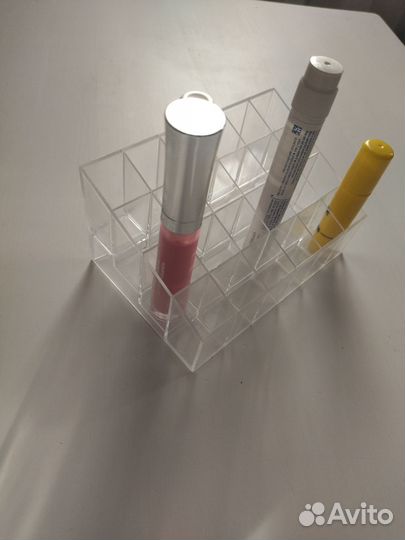 Контейнер для помад
