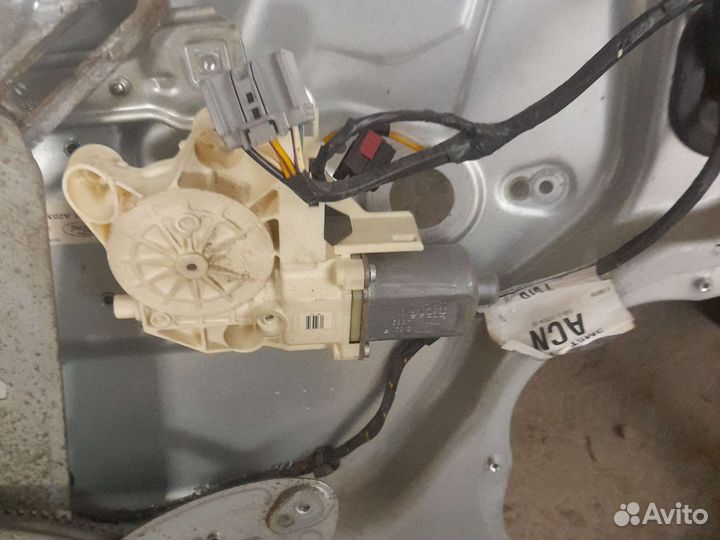 Ford focus 2 стеклоподъемник