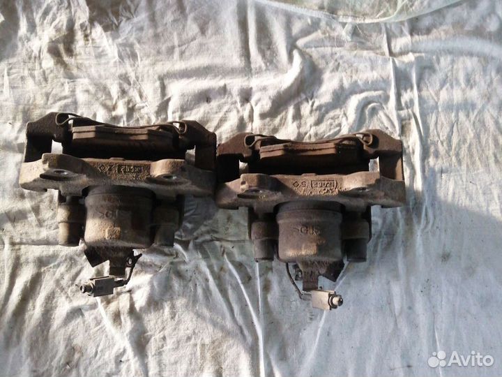 Передние тормозные суппорта Fiat Punto 3 рест