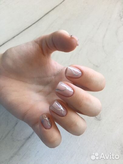 Маникюр на дому