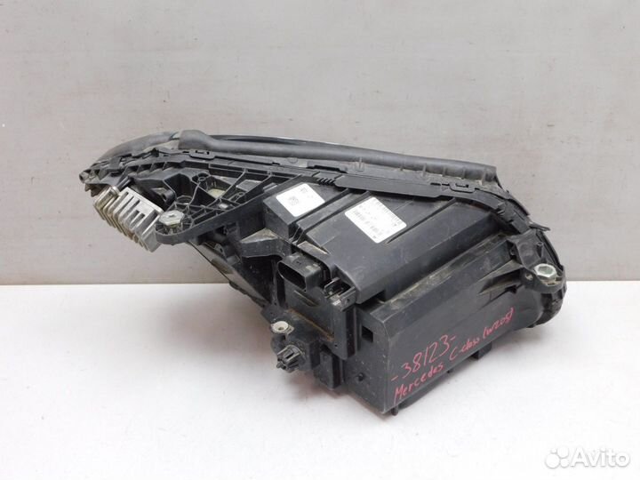 Фара левая Mercedes-Benz C-Class