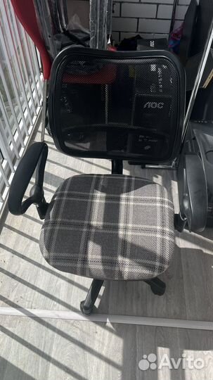 Компьютерное кресло