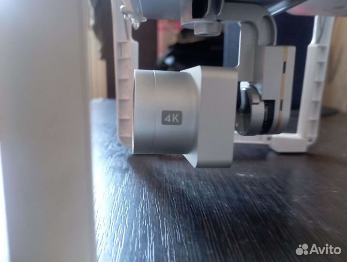 Квадрокоптер Dji phantom 3 professional