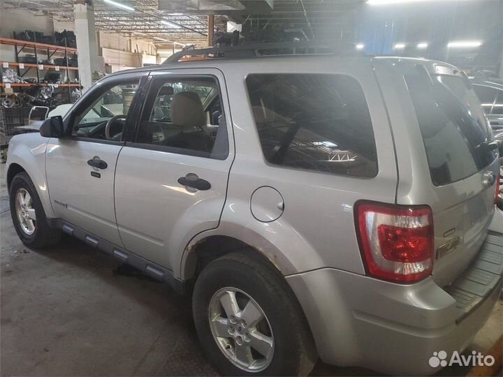 Разбор на запчасти Ford Escape 2007-2012