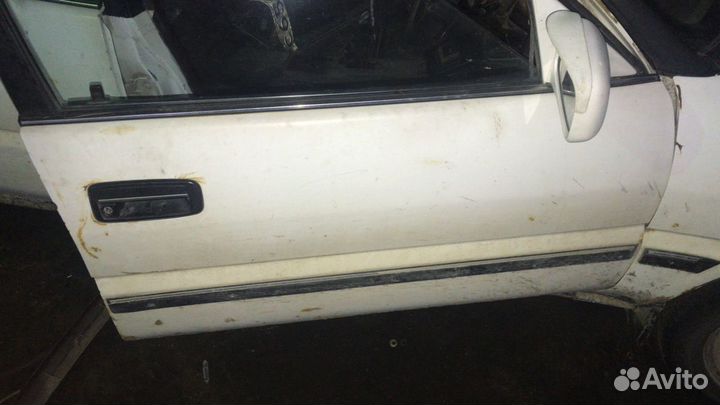 Двери передние задние на тойота спринтер