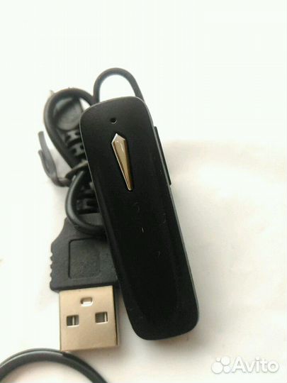 С музыкой Bluetooth гарнитура с микрофоном