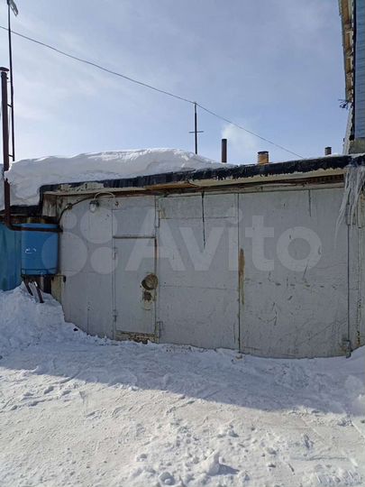 Гараж, > 30 м²