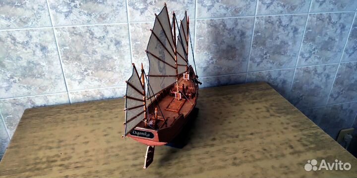 Модель корабля Вьетнамская джонка ручной работы