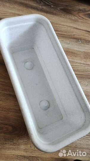 Кашпо балконное