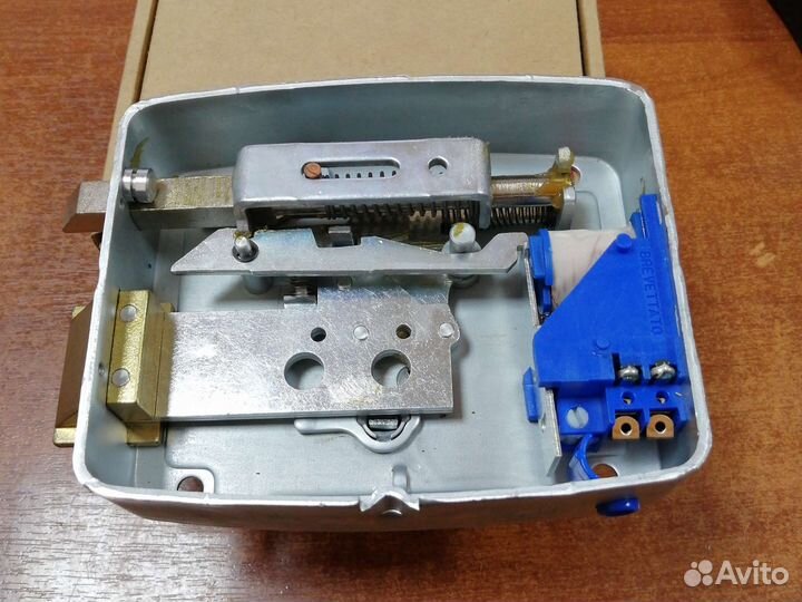 Замок электромеханический cisa