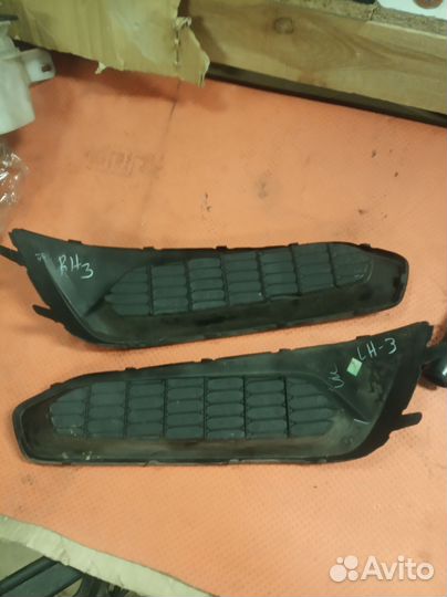 Решетка в бампер Subaru legacy BM