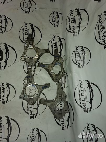 Поворотный кулак cruze левый и правый