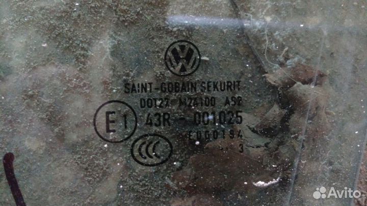 Левое переднее стекло Volkswagen Golf Plus 2013 г