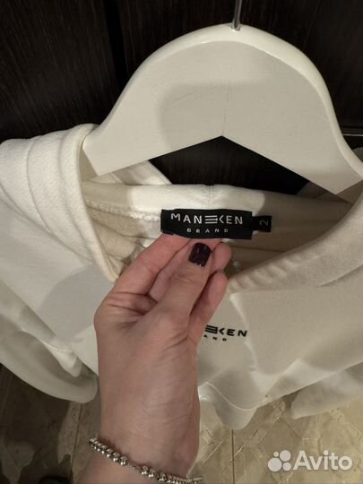 Худи Maneken Brand