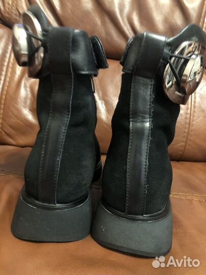 Ботинки зимние натуральная замша 38.5 размер