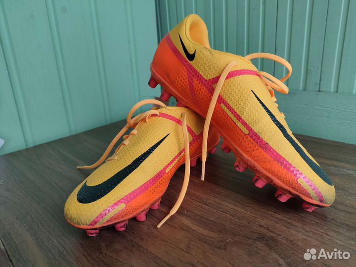 Бутсы Nike phantom gt
