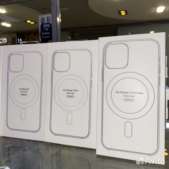 Чехлы на телефон