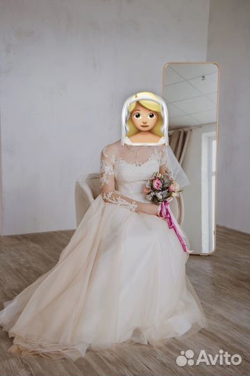 Свадебное платье 46