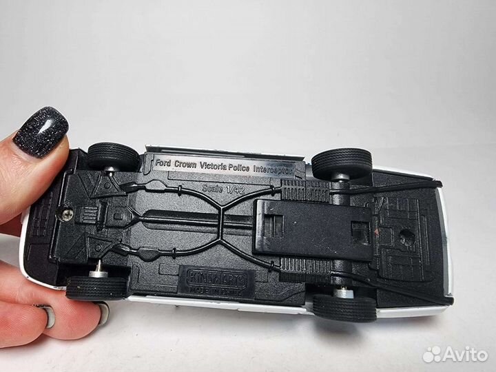 Ford Crown Victoria Kinsmart 1:42