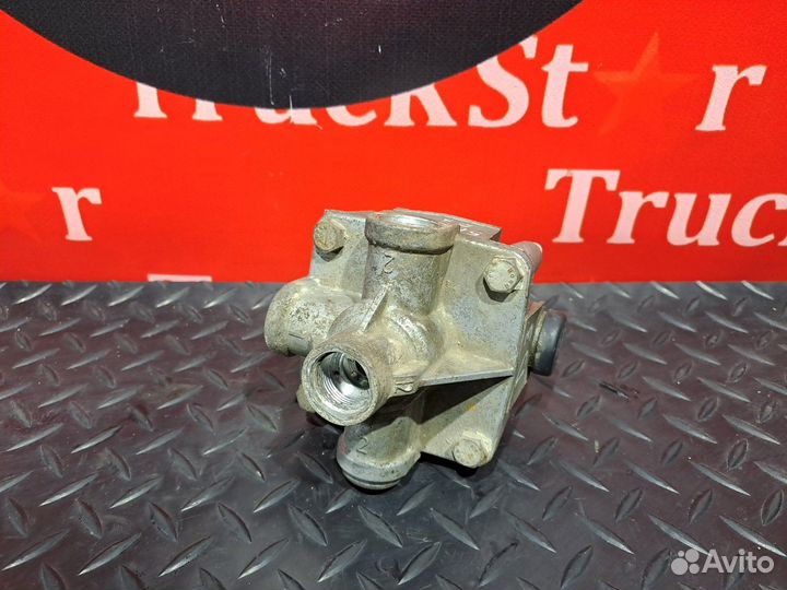 Клапан ускорительный