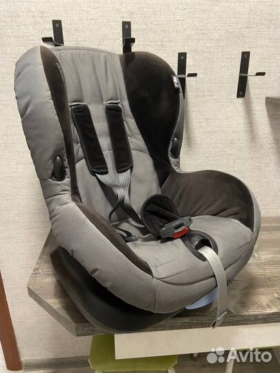 Детское автокресло 9 до 18 кг maxi cosi priori