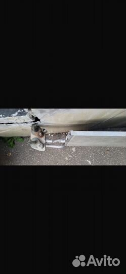 Радиатор кондиционера вольво Volvo 31418513 Valeo