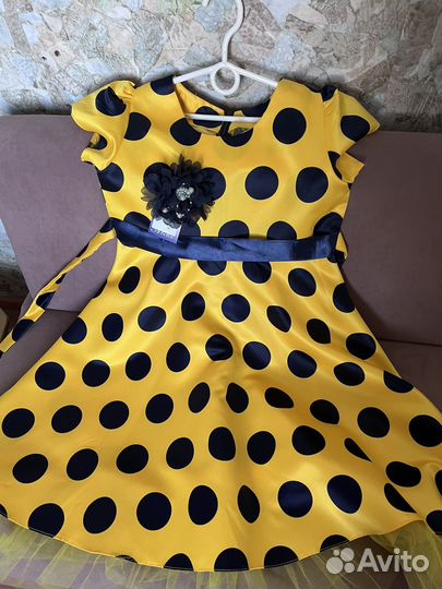 Колготки, гольфы, лосины и платья на выпускной