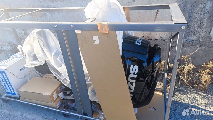 Мотор лодочный Suzuki DF100BTX черный