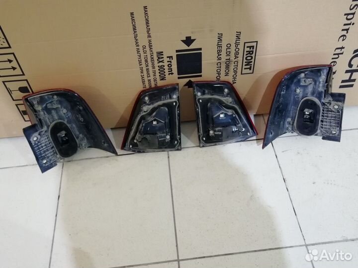 Toyota Land Cruiser 200 фонари дорестайлинг