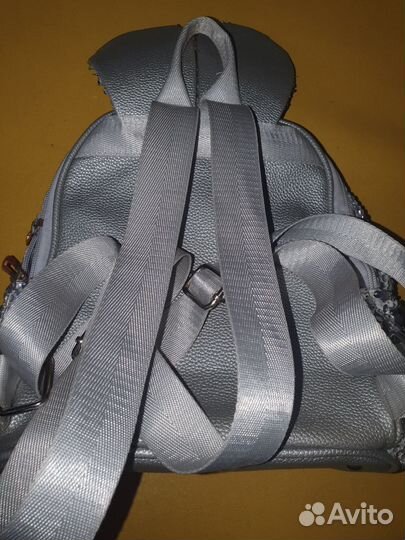 Рюкзак с пайетками