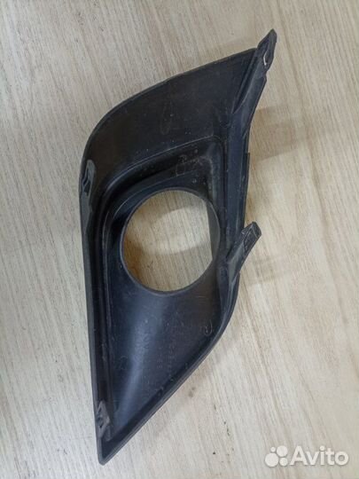 Накладка бампера правая Nissan Murano Z52