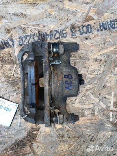 Суппорт тормозной передний левый Hyundai Poni G4DJ