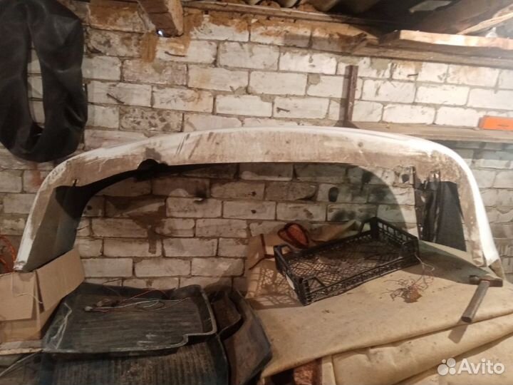 Продам бампер на приору