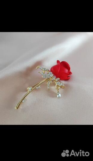 Роза брошь (аксессуар для подарка)