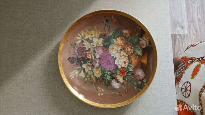 Тарелка декоративная фарфор настенная